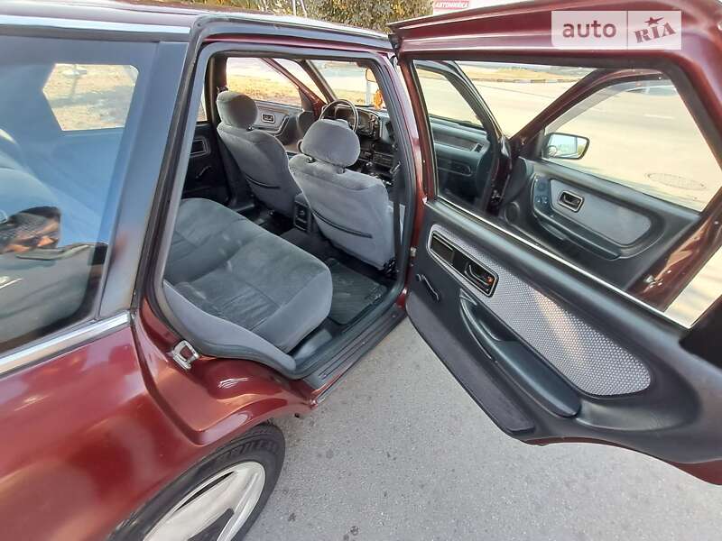 Седан Ford Scorpio 1990 в Бучі
