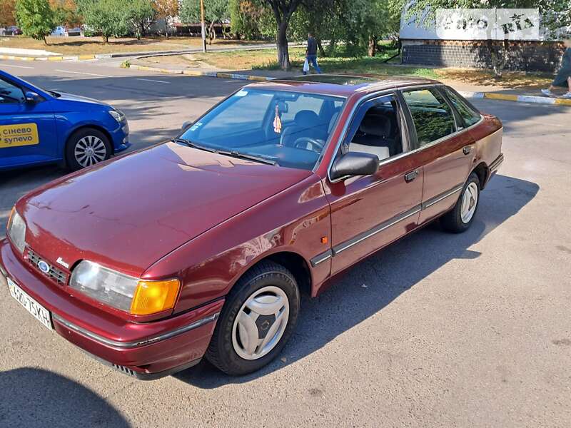 Седан Ford Scorpio 1990 в Бучі