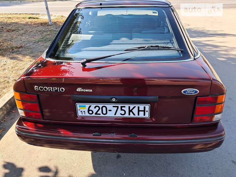Седан Ford Scorpio 1990 в Бучі