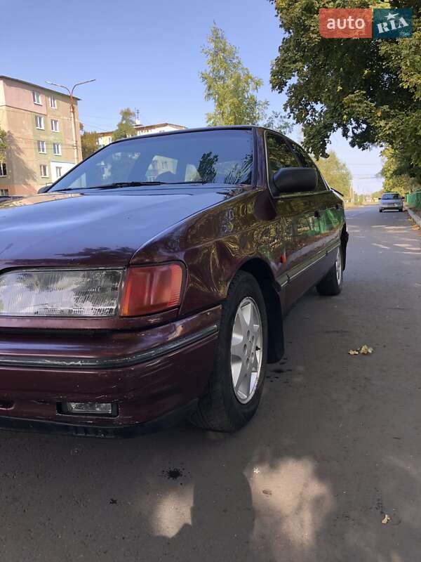 Седан Ford Scorpio 1991 в Першотравенске