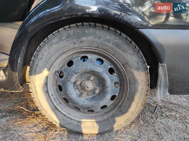 Седан Ford Scorpio 1995 в Ахтырке