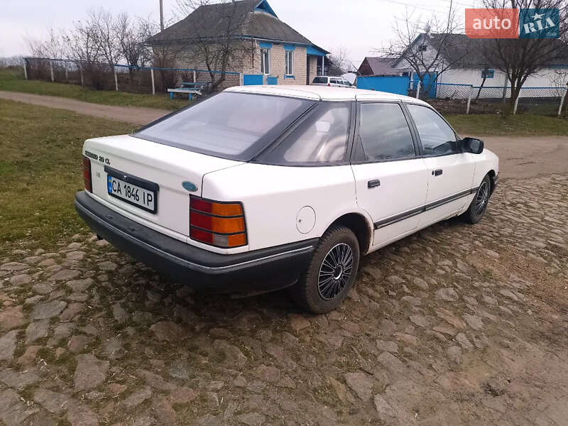 Ліфтбек Ford Scorpio 1985 в Новоархангельську