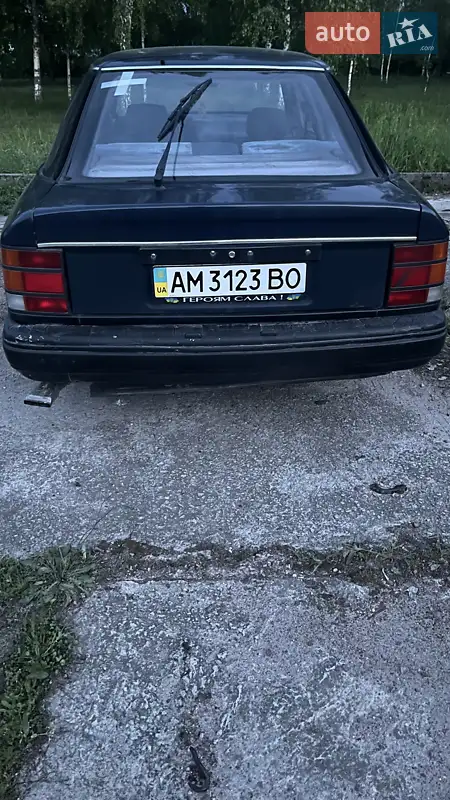 Лифтбек Ford Scorpio 1988 в 