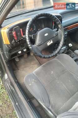Лифтбек Ford Scorpio 1986 в 