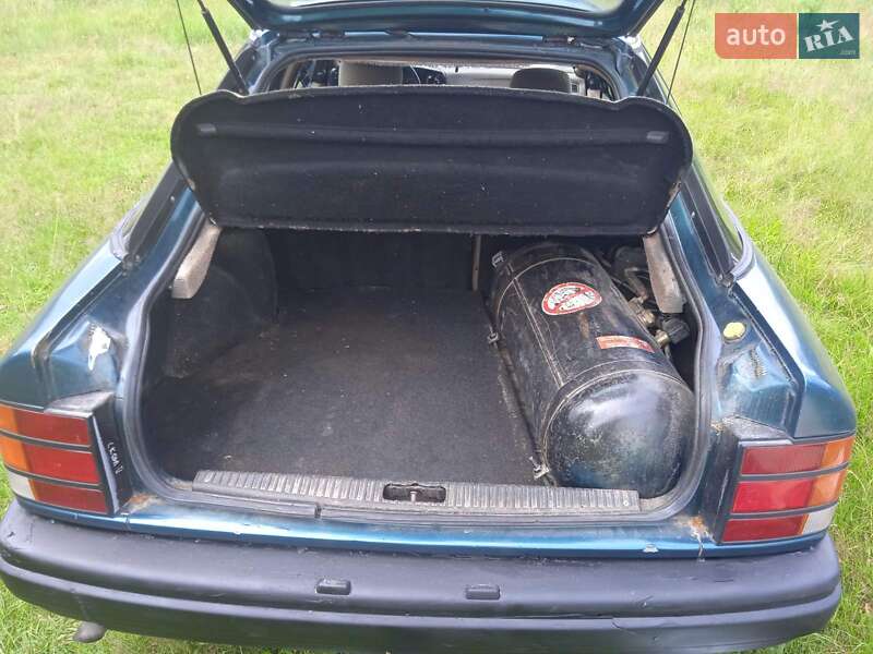 Ліфтбек Ford Scorpio 1988 в Житомирі фото 5 Ліфтбек Ford Scorpio 1988 в Житомирі