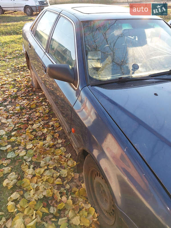 Седан Ford Scorpio 1992 в Березані