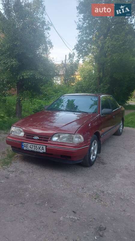 Лифтбек Ford Scorpio 1992 в Каменском