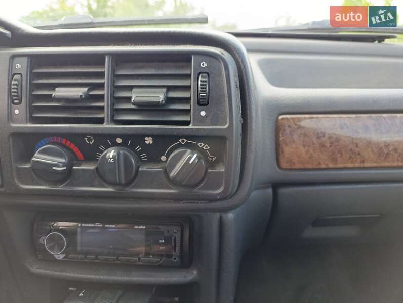 Седан Ford Scorpio 1992 в Дніпрі фото 38 Седан Ford Scorpio 1992 в Дніпрі
