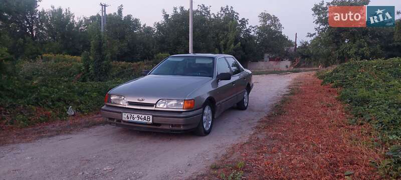 Лифтбек Ford Scorpio 1986 в Каменском