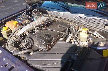 Седан Ford Scorpio 1990 в 