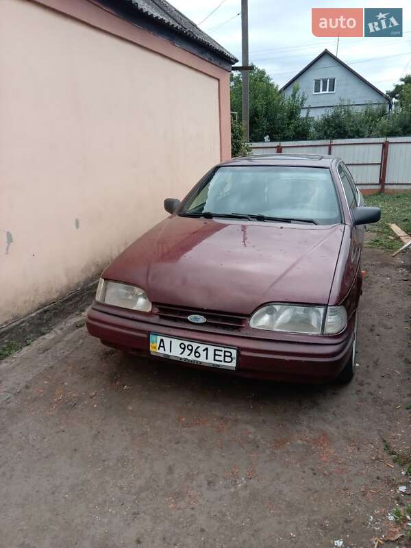 Седан Ford Scorpio 1988 в Карлівці