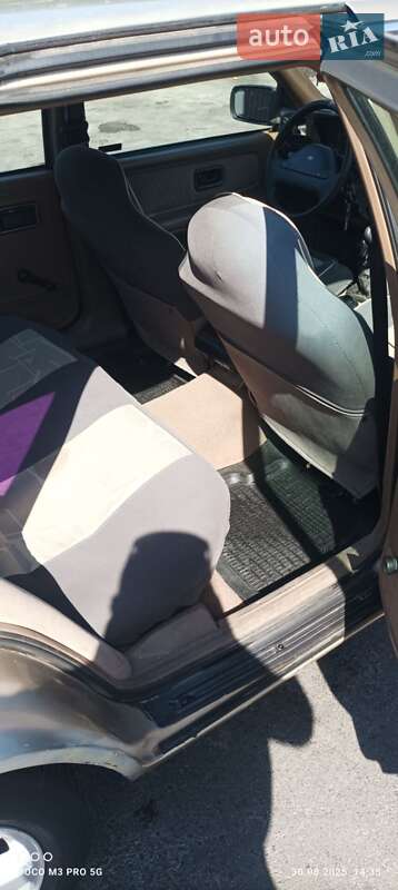 Седан Ford Scorpio 1990 в Великодолинському