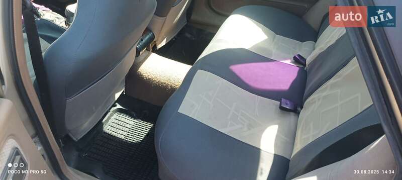 Седан Ford Scorpio 1990 в Великодолинському