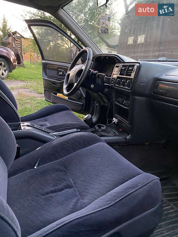Седан Ford Scorpio 1994 в Диканьці