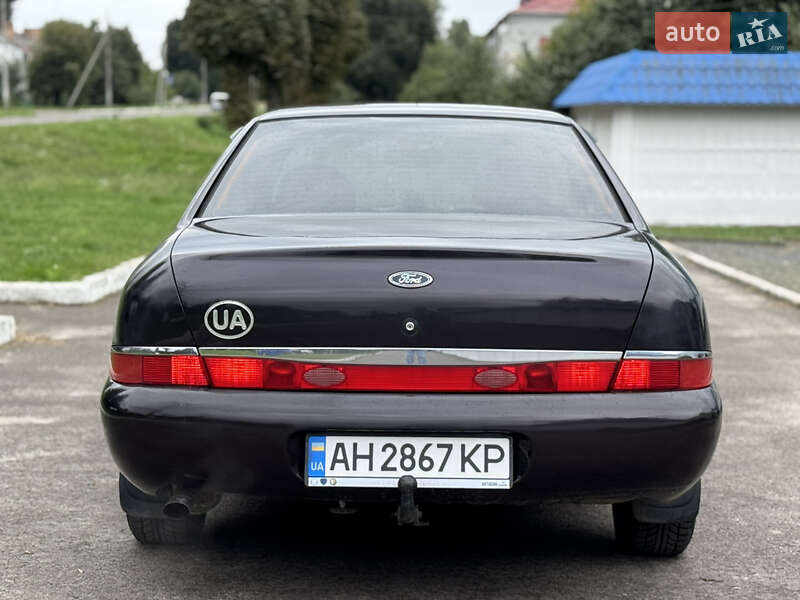 Седан Ford Scorpio 1996 в Радивиліві