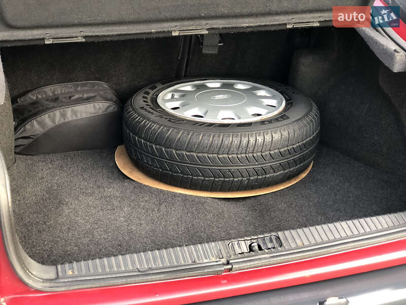 Ліфтбек Ford Scorpio 1987 в Харкові