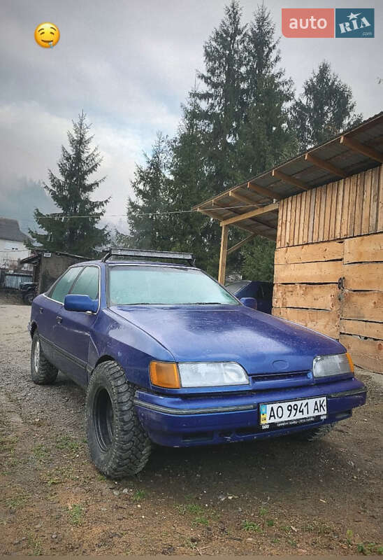 Седан Ford Scorpio 1993 в Рахові