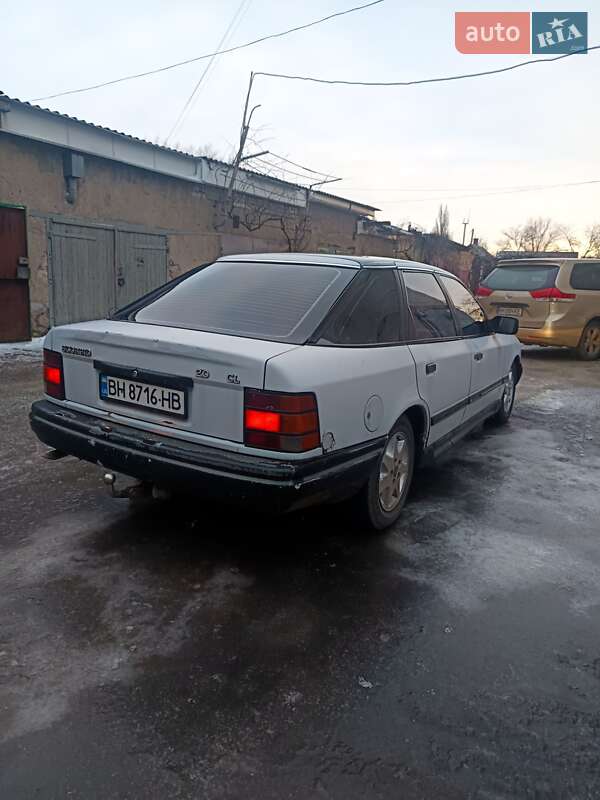 Лифтбек Ford Scorpio 1987 в Раздельной