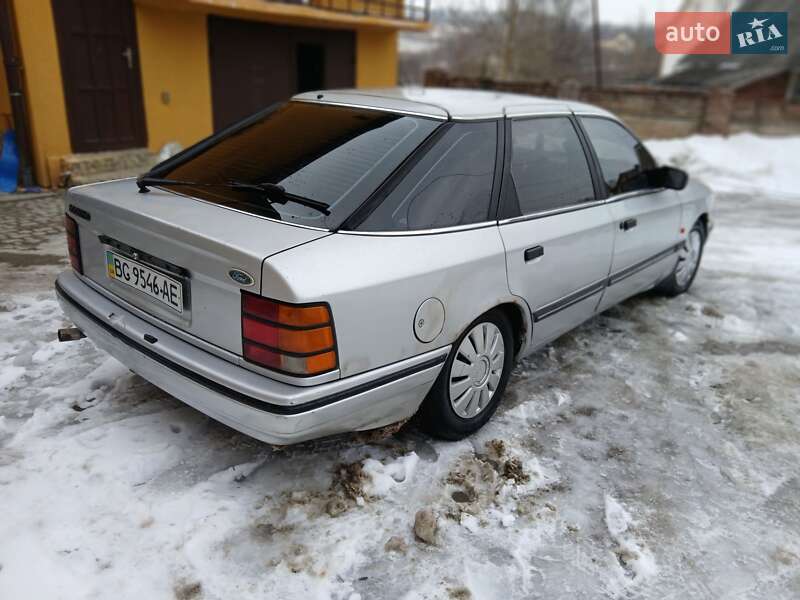 Лифтбек Ford Scorpio 1986 в Трускавце