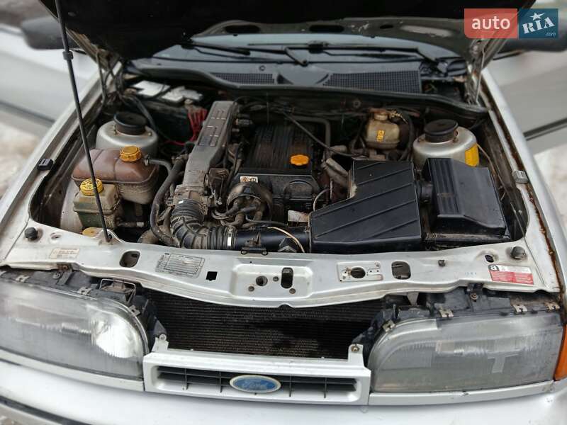 Лифтбек Ford Scorpio 1986 в Трускавце