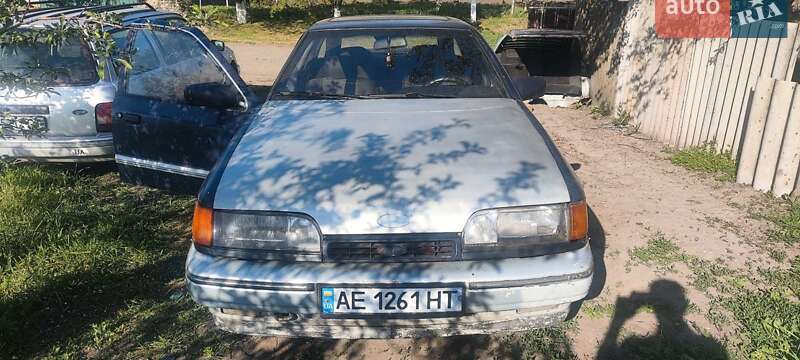 Лифтбек Ford Scorpio 1987 в Кривом Роге