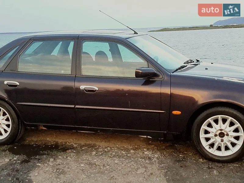 Ford Scorpio 1995