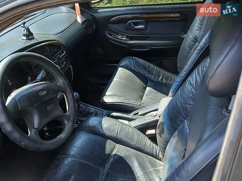 Ford Scorpio