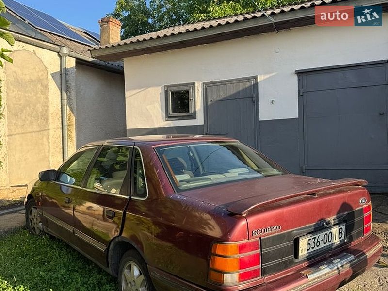 Седан Ford Scorpio 1990 в Долине