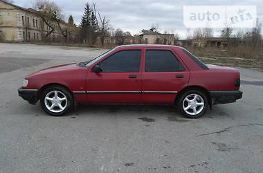 Седан Ford Sierra 1991 в Кременці