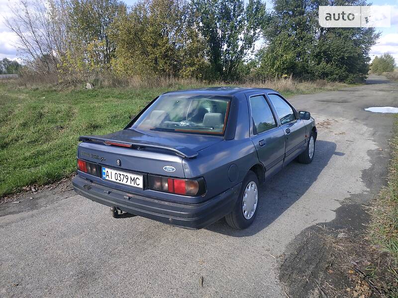Ford Sierra Ghia