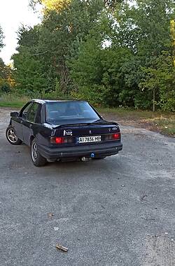 Седан Ford Sierra 1992 в Іванкові