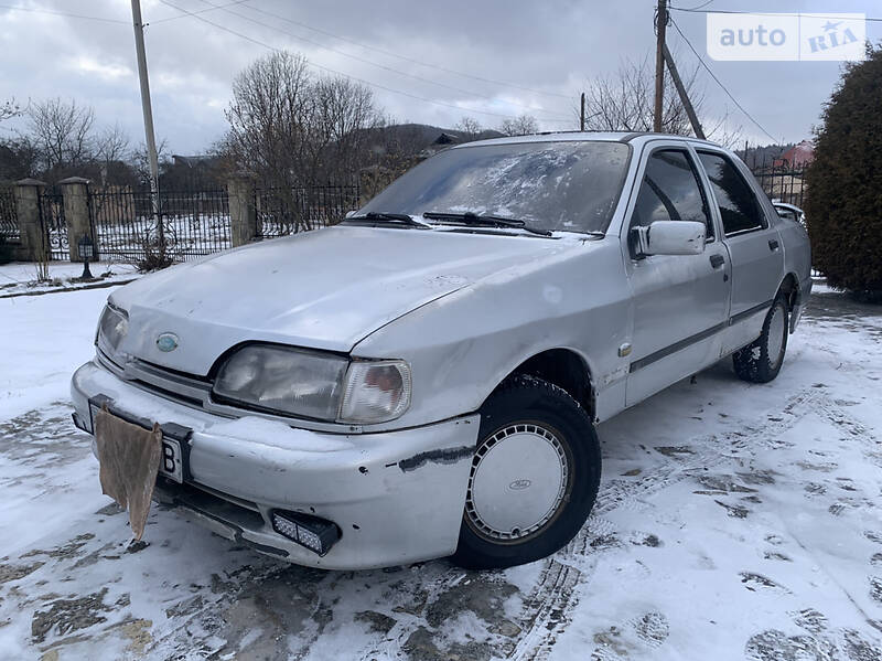 Седан Ford Sierra 1989 в Надворной