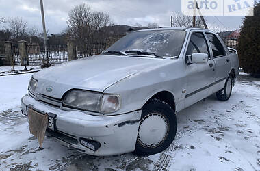 Седан Ford Sierra 1989 в Надворной