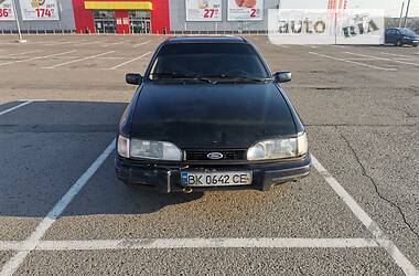 Седан Ford Sierra 1990 в Ровно