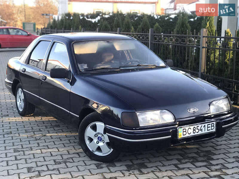 Седан Ford Sierra 1987 в Стрые
