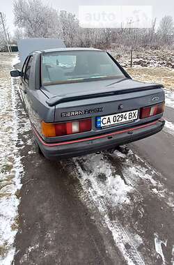 Седан Ford Sierra 1988 в Новоархангельську