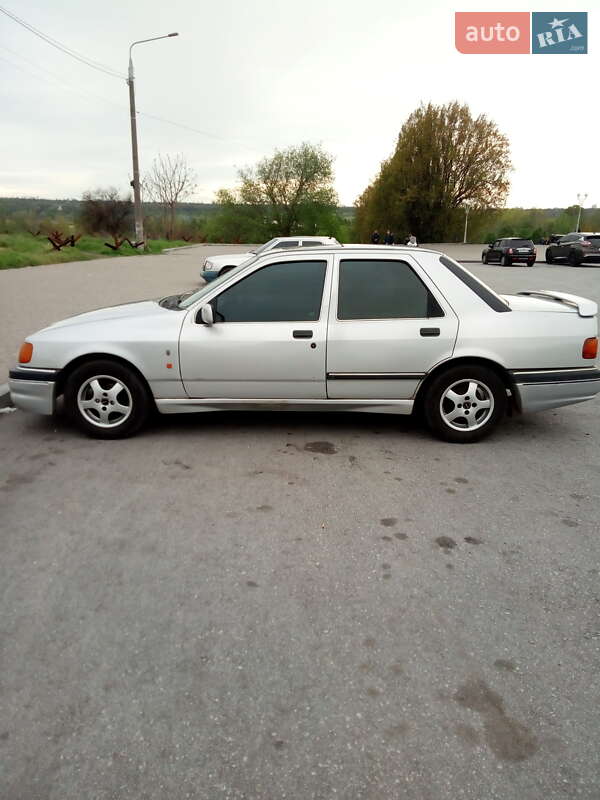 Седан Ford Sierra 1988 в Запорожье фото 5 Седан Ford Sierra 1988 в Запорожье