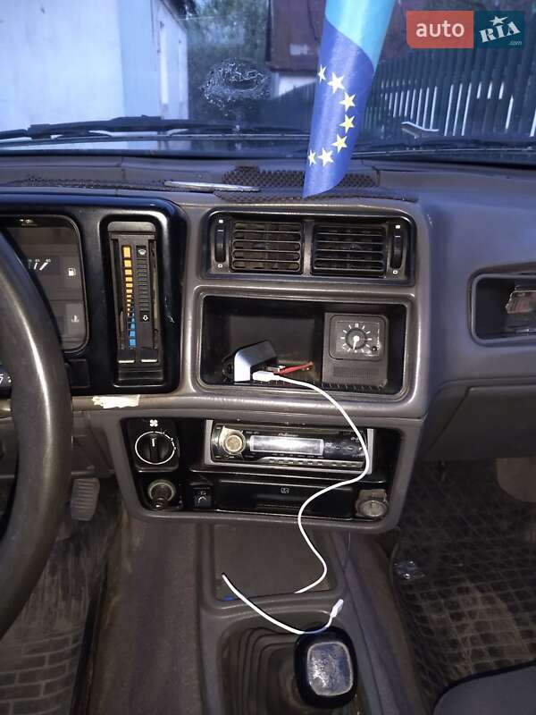Седан Ford Sierra 1987 в Яворове