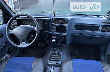 Седан Ford Sierra 1988 в Червонограде