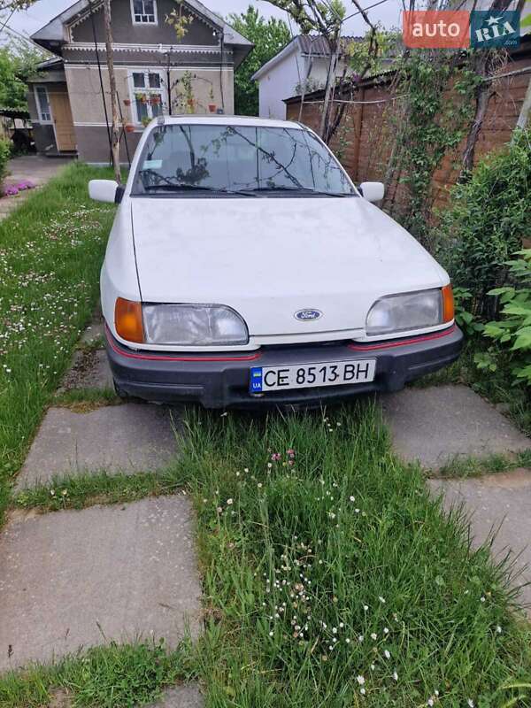 Седан Ford Sierra 1988 в Кіцмані