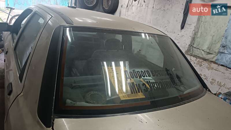 Седан Ford Sierra 1989 в Межевой