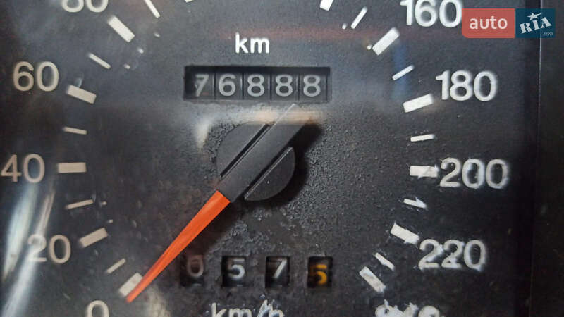 Купе Ford Sierra 1986 в Жидачове