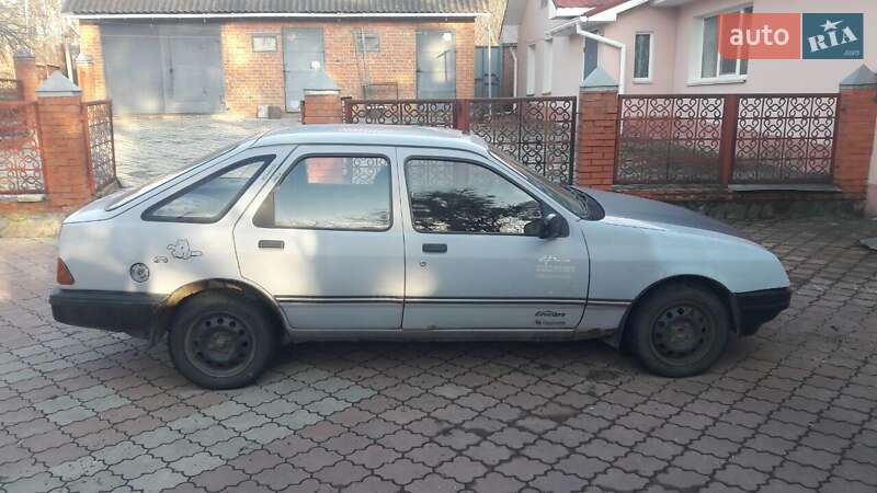 Лифтбек Ford Sierra 1982 в Сумах