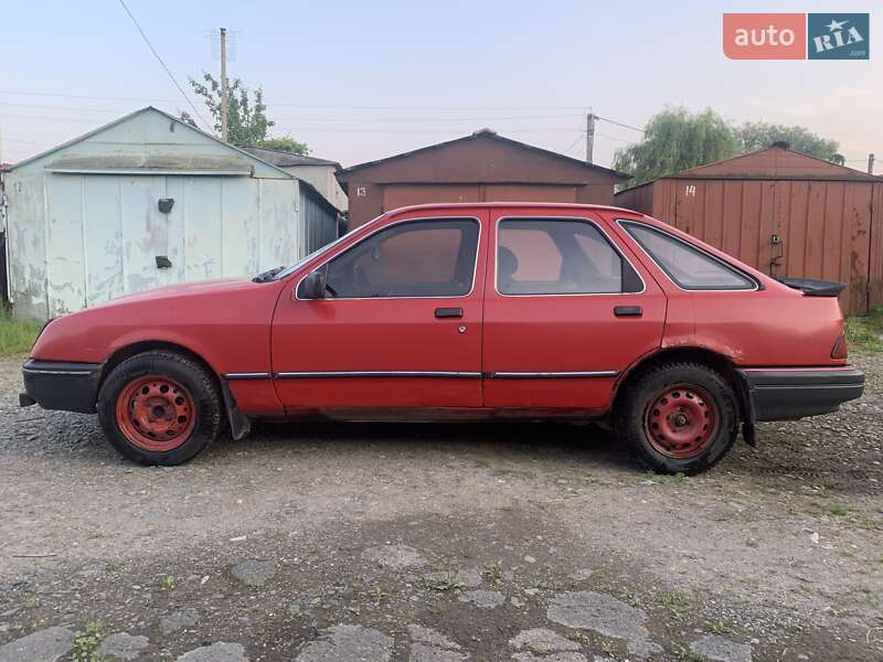 Ліфтбек Ford Sierra 1985 в Дрогобичі