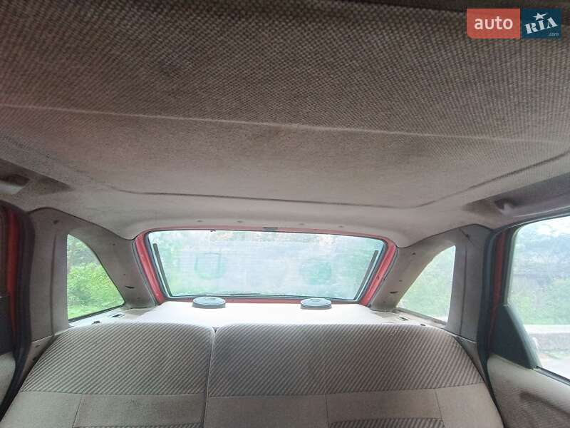 Лифтбек Ford Sierra 1988 в Золочеве фото 8 Лифтбек Ford Sierra 1988 в Золочеве