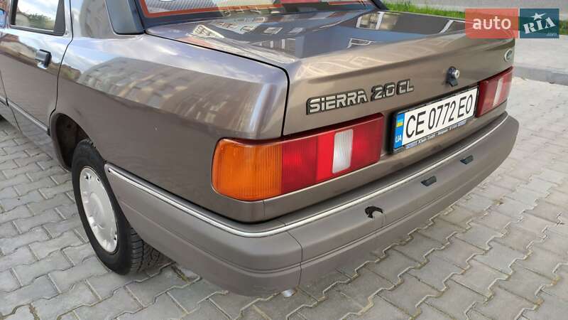 Седан Ford Sierra 1987 в Черновцах