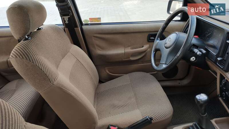 Седан Ford Sierra 1987 в Черновцах