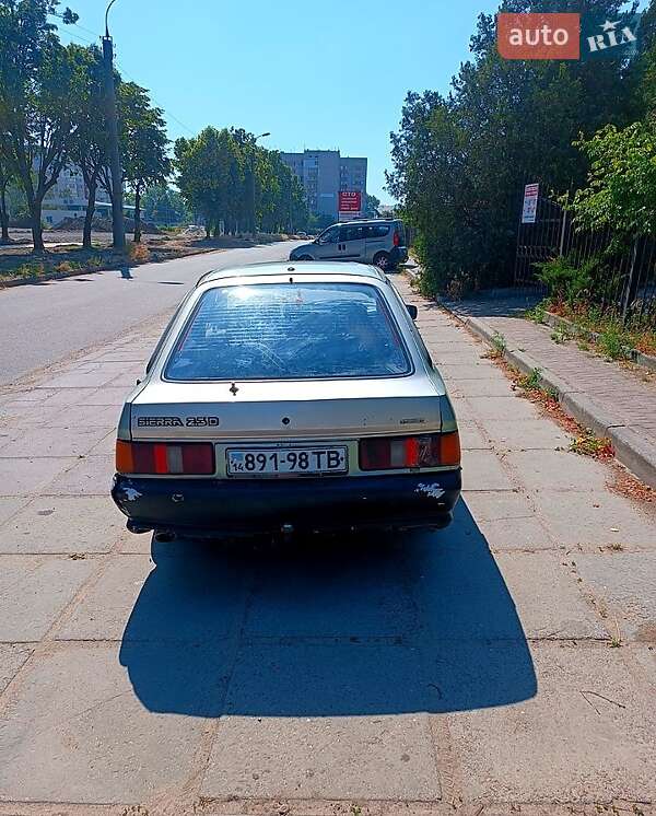 Лифтбек Ford Sierra 1987 в Черкассах