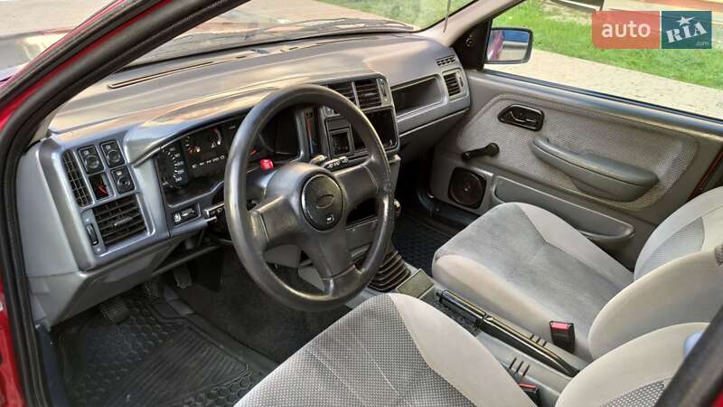 Седан Ford Sierra 1991 в Чернівцях