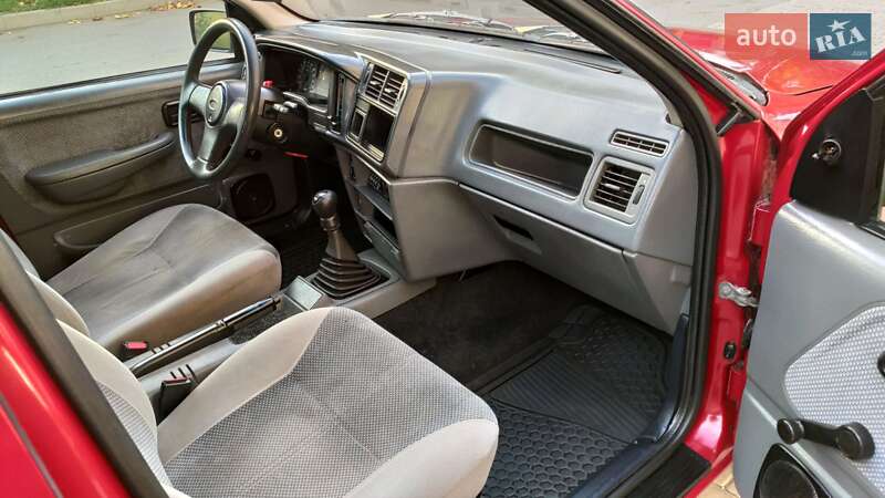 Седан Ford Sierra 1991 в Чернівцях